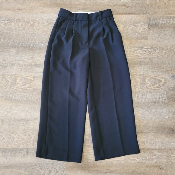 WILFRED | Aritzia The Effortless Pant Cropped Crepette | Sz. 00 - Picture 3 of 9